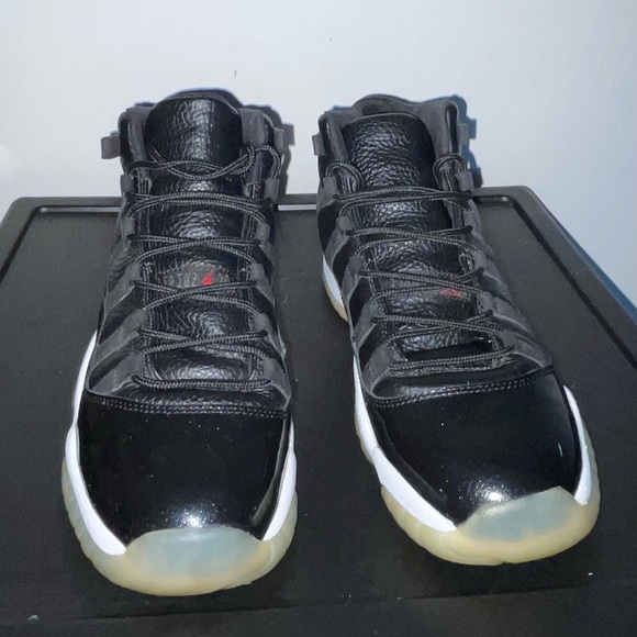 Jordan 11 retro infrared 23